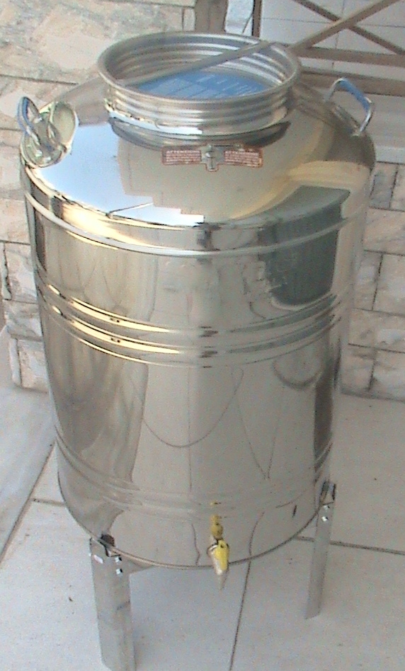 Δοχείο λαδιού 75 λίτρων με ΙΝΟΧ βάση και κάνουλα ΕΚΟ